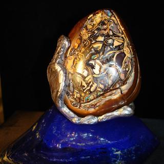 Omphalos of Earth - gem sculpture